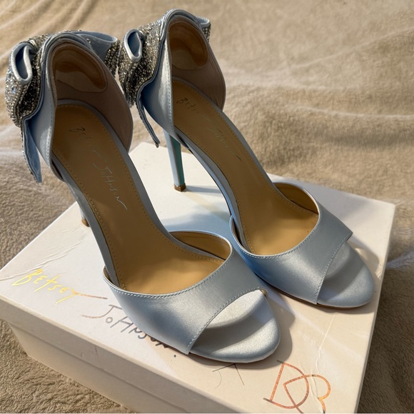 Betsey Johnson X Davids Bridal Collection Light Blue Heels with Sparkling Bow - Picture 4 of 7
